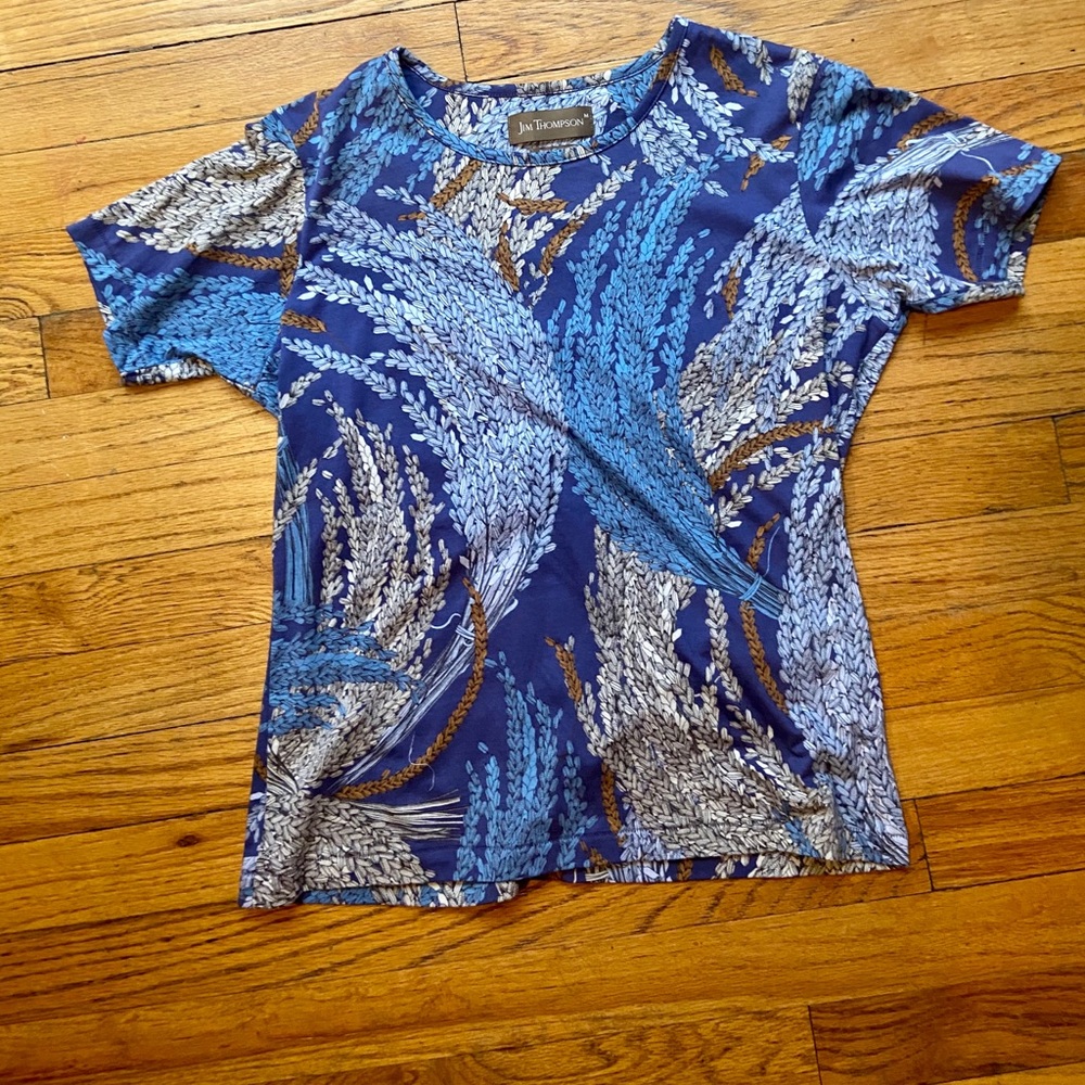 Jim Thompson size medium t-shirt
